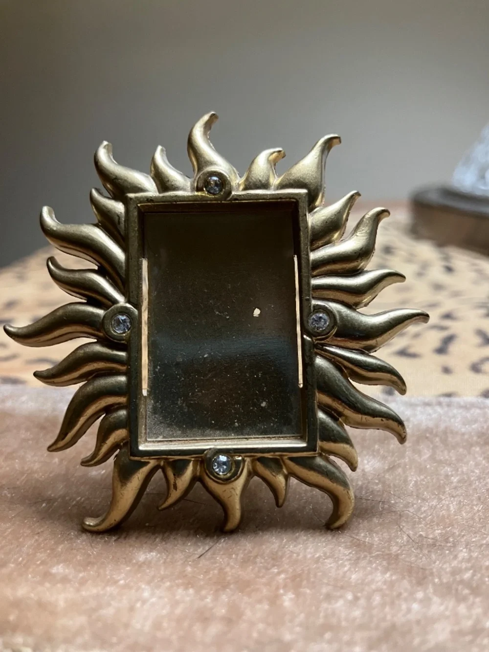 JAY STRONGWATER Neiman Marcus GoldTone Photo Frame Mini Pin Sunburst Rhinestone